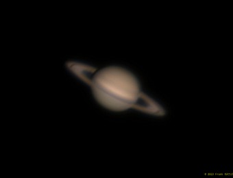 2023/09 Saturn Saturn mit seinen Ringen. Man kann hier auch die Cassini-Teilung gut erkennen Aufnahmedaten: Zwo ASI290MC; 10"-Newton; EQ 6R; 25% von 3.000 Bildern...